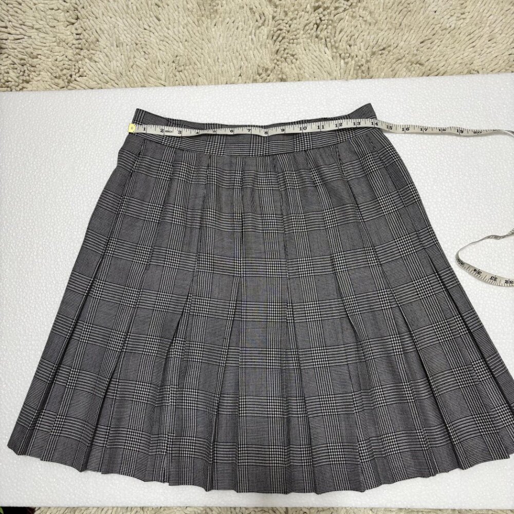 Vintage Le Chateau Classic Black & White Plaid Pleated Skirt - Picture 5 of 7